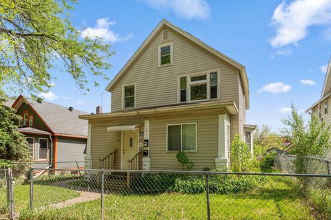 906 5th Street E Saint Paul MN 55106