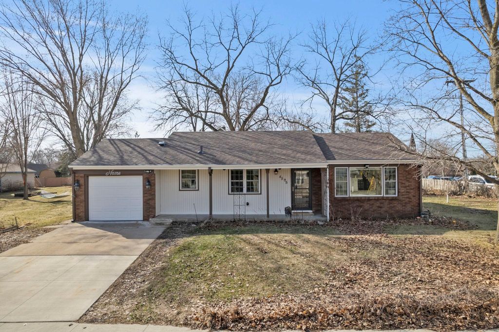 Photo of 4505 Colorado Street SE, Prior Lake, MN 55372 (MLS # 7044380)