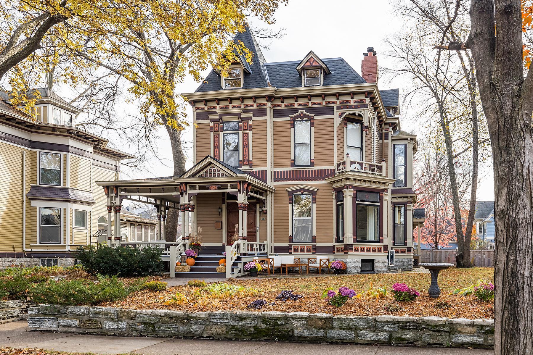 422 Laurel Avenue