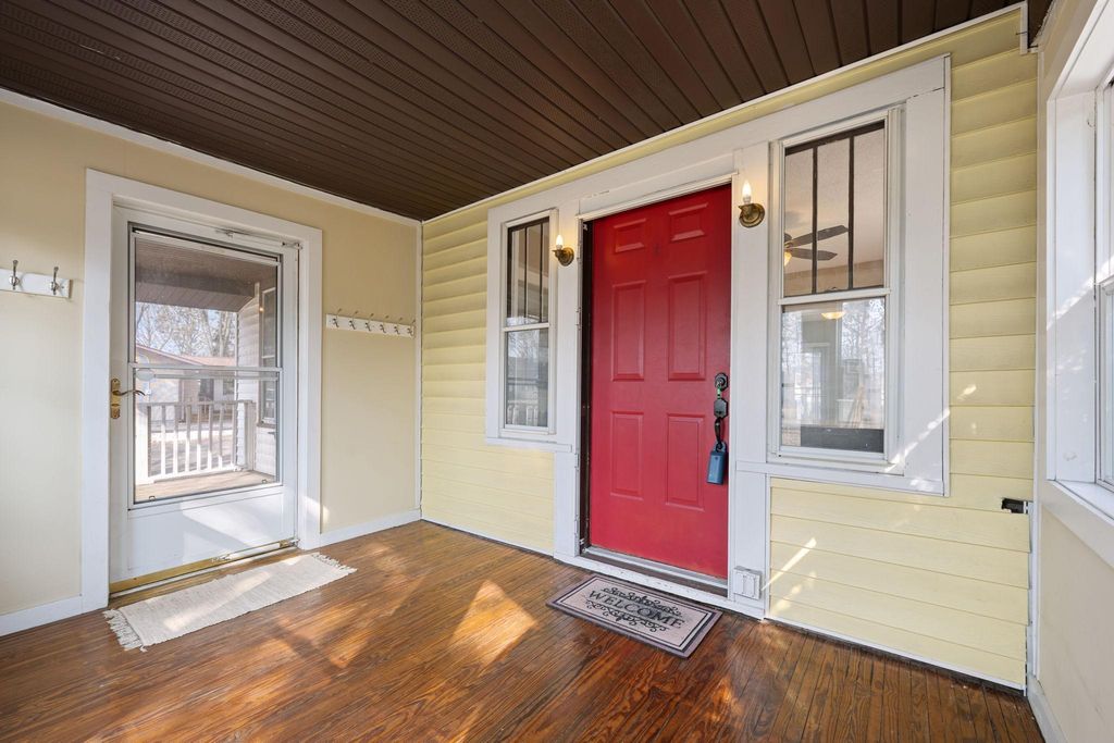 Photo of 1763 9th Street, White Bear Lake, MN 55110 (MLS # 7000092)