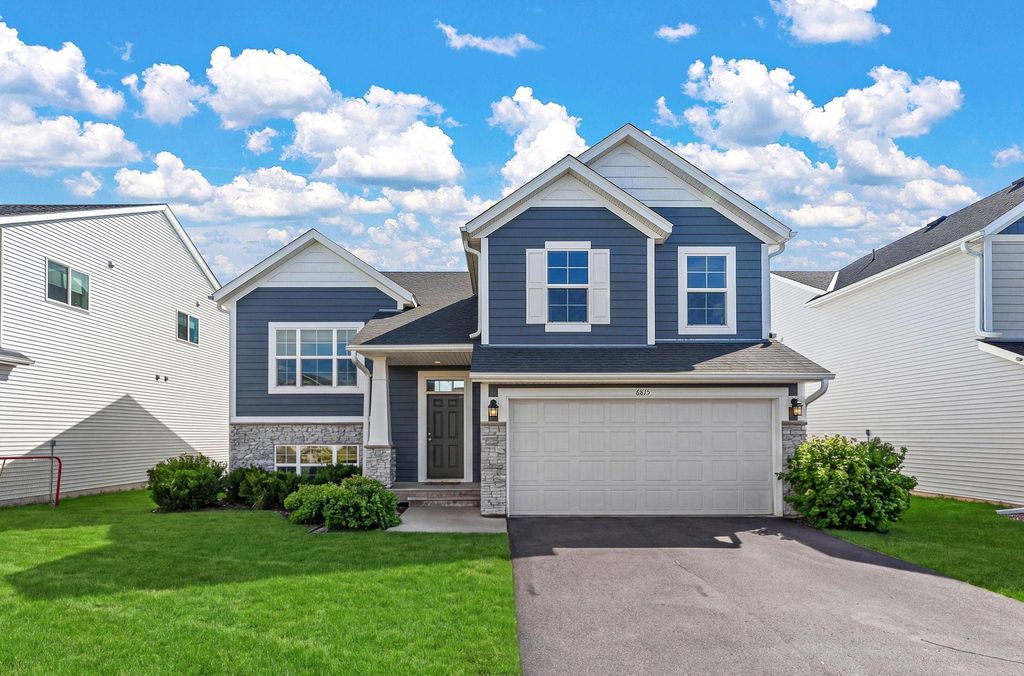 Photo of 6815 91st Street S, Cottage Grove, MN 55016 (MLS # 7056628)