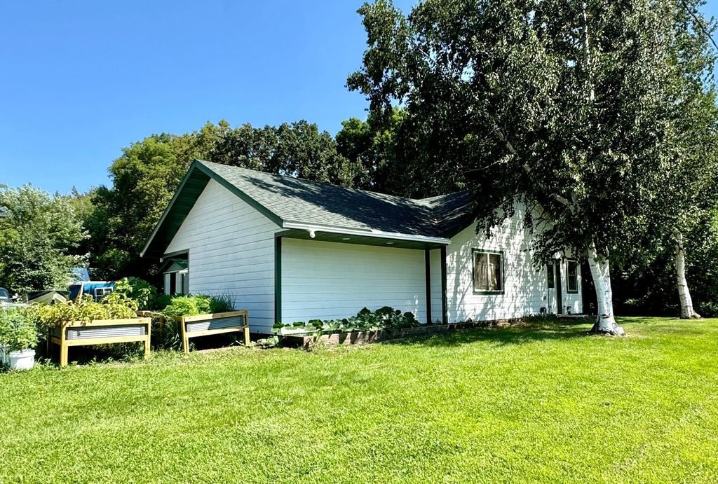 Photo of 408 Main Street E, Bertha, MN 56437 (MLS # 7037807)