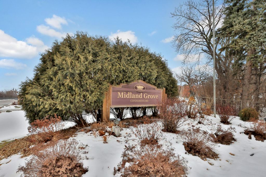 Photo of 2220 Midland Grove Road #206, Roseville, MN 55113 (MLS # 6800128)