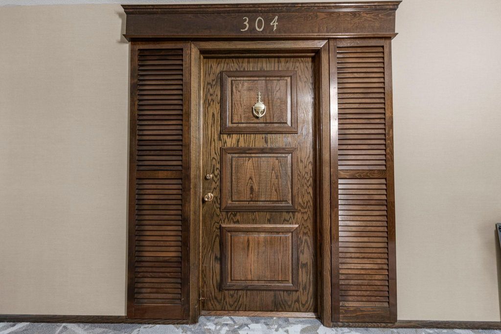 Photo of 4360 Brookside Court #304, Edina, MN 55436 (MLS # 7030232)