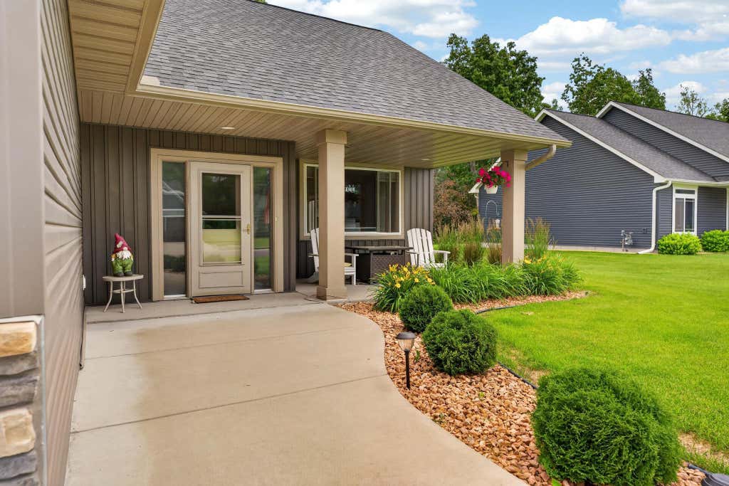 Photo of 4769 381st Trail, North Branch, MN 55056 (MLS # 7100094)