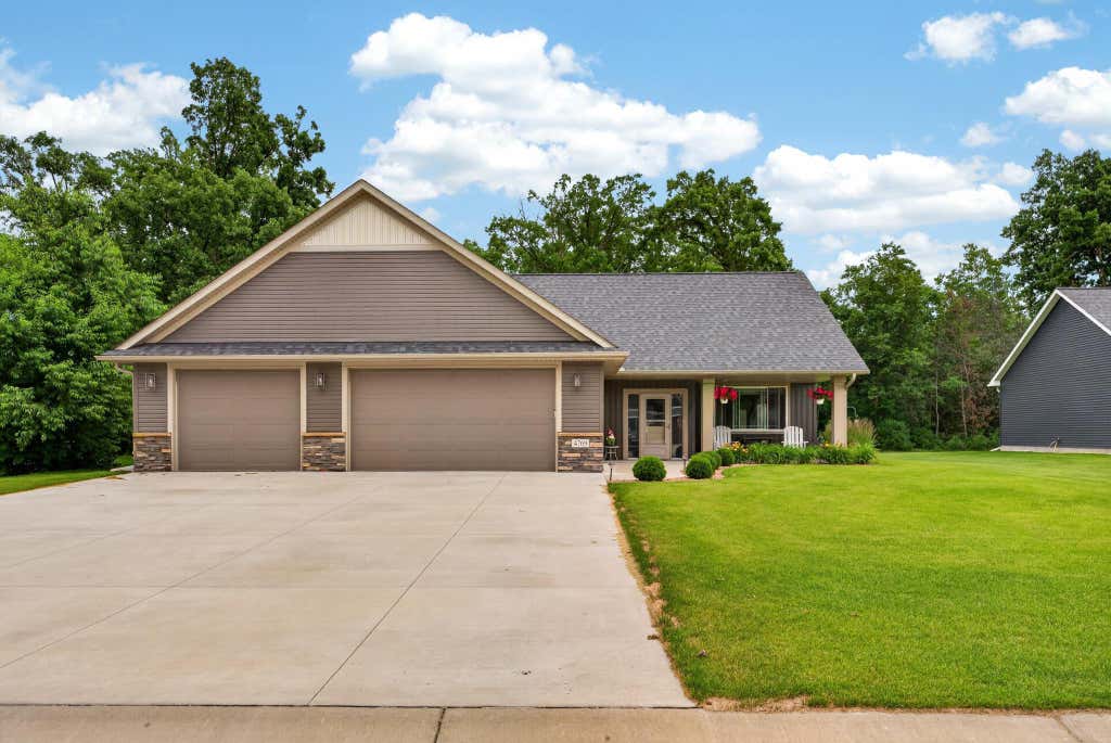 Photo of 4769 381st Trail, North Branch, MN 55056 (MLS # 7100094)