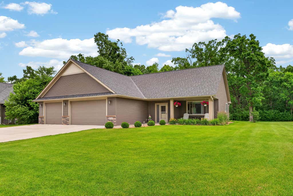 Photo of 4769 381st Trail, North Branch, MN 55056 (MLS # 7100094)