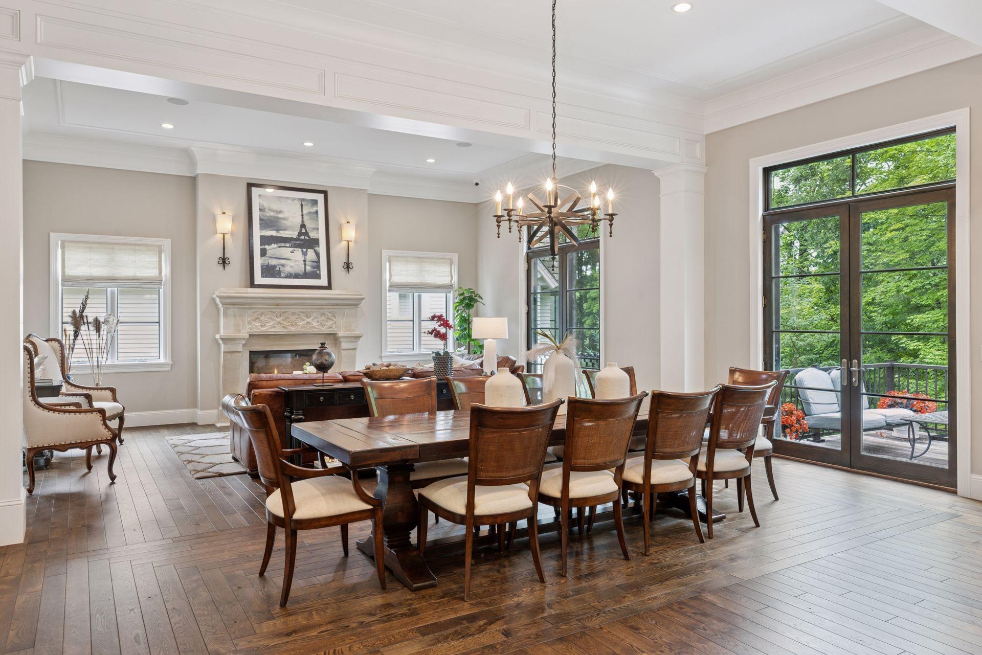 405 Carpenters Point
