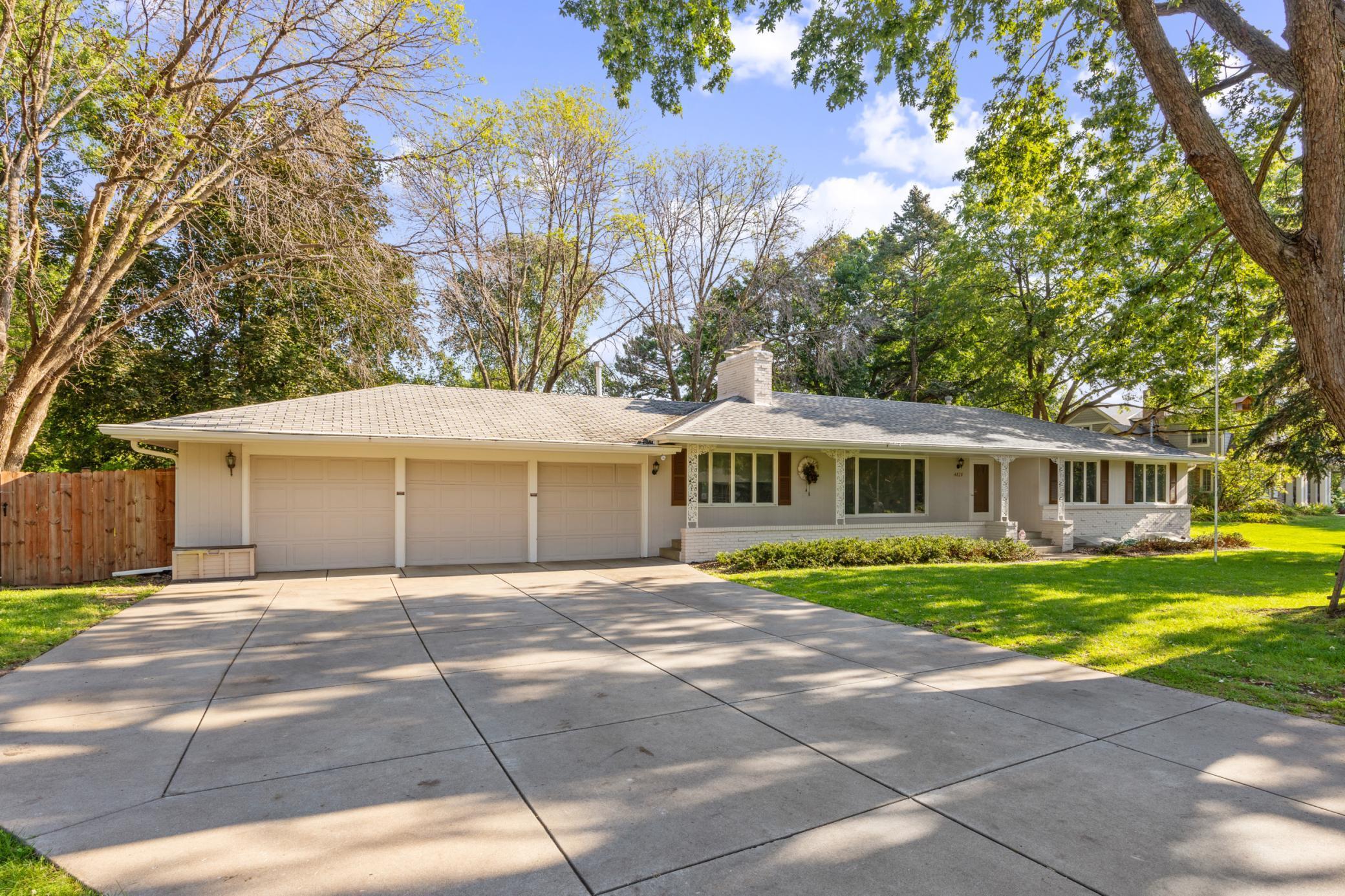 4828 Valley View Road