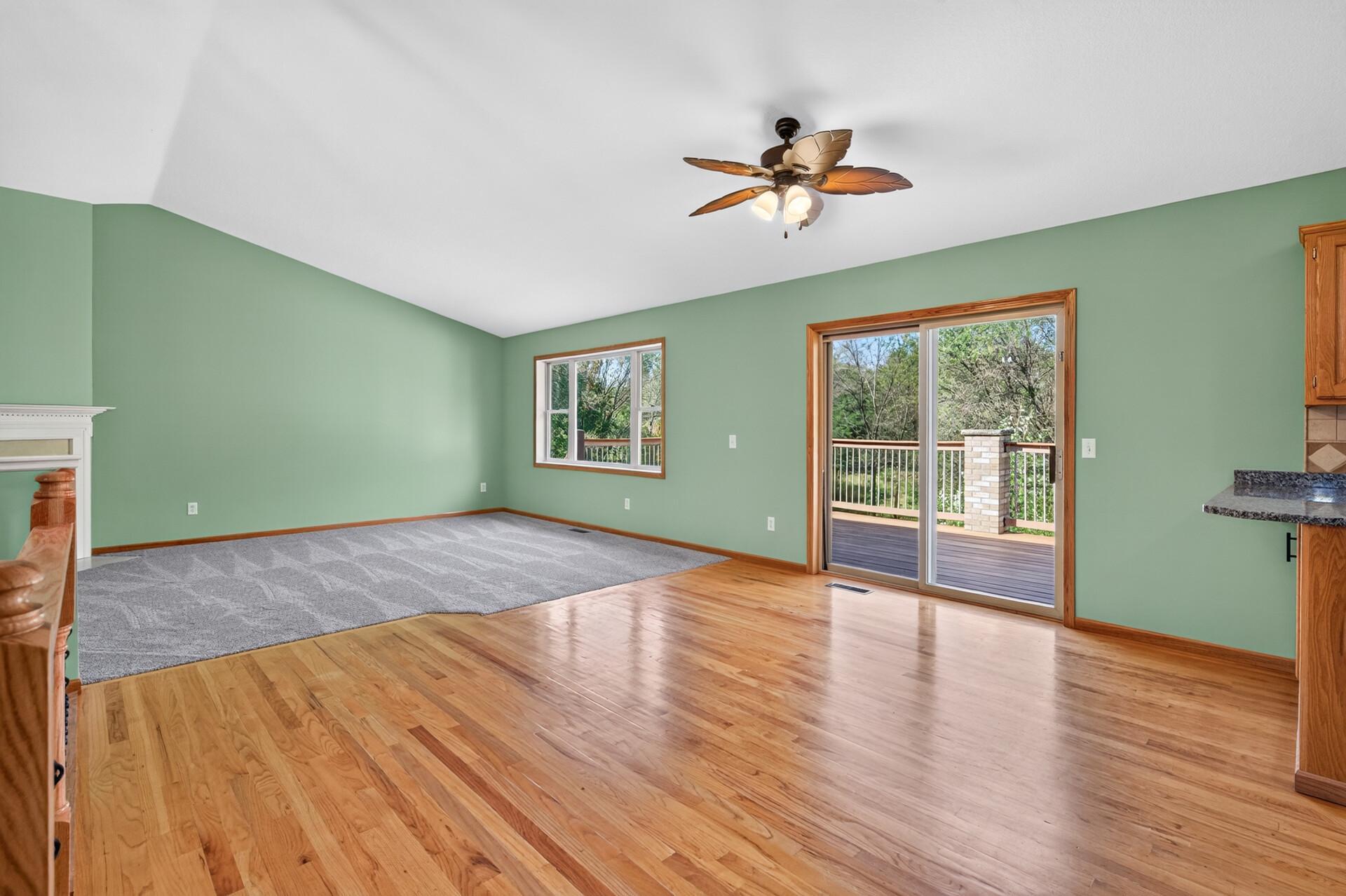 21340 Van Buren Street NE - Photo 4