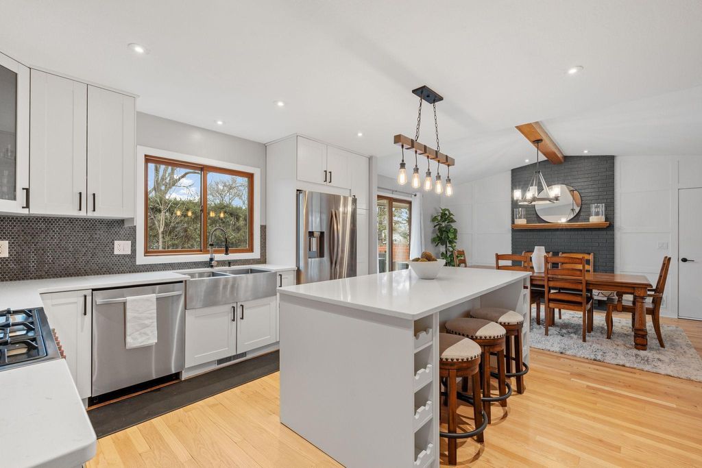 Photo of 997 Carlton Drive, Shoreview, MN 55126 (MLS # 7035577)