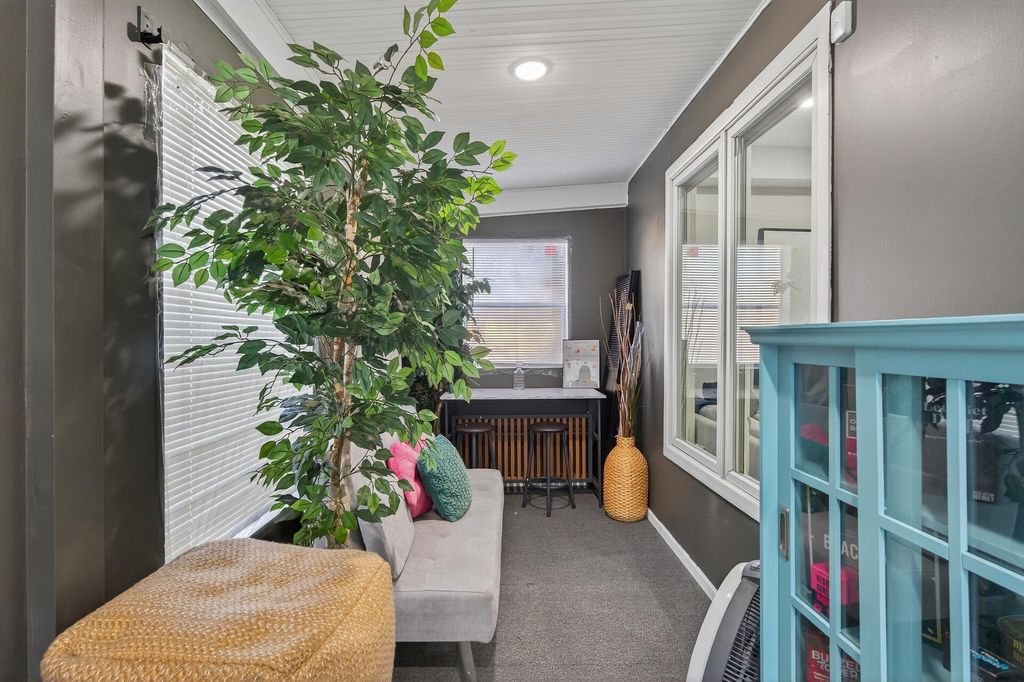 Photo of 884 Westminster Street, Saint Paul, MN 55130 (MLS # 7003955)