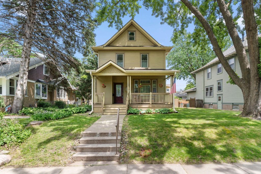 Photo of 1150 Churchill Street, Saint Paul, MN 55103 (MLS # 7004816)