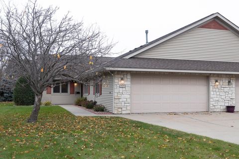 Photo of 221 Tuttle Drive, Hastings, MN 55033 (MLS # 6454773)