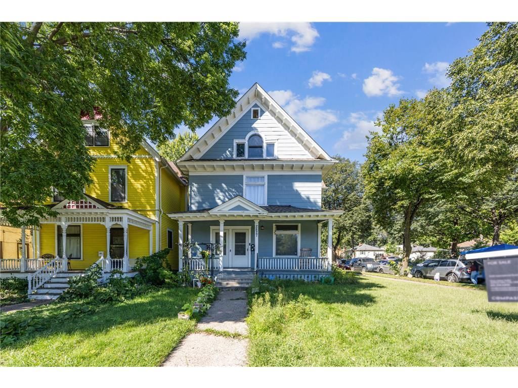 Photo of 2827 Lyndale Avenue N, Minneapolis, MN 55411 (MLS # 7024529)