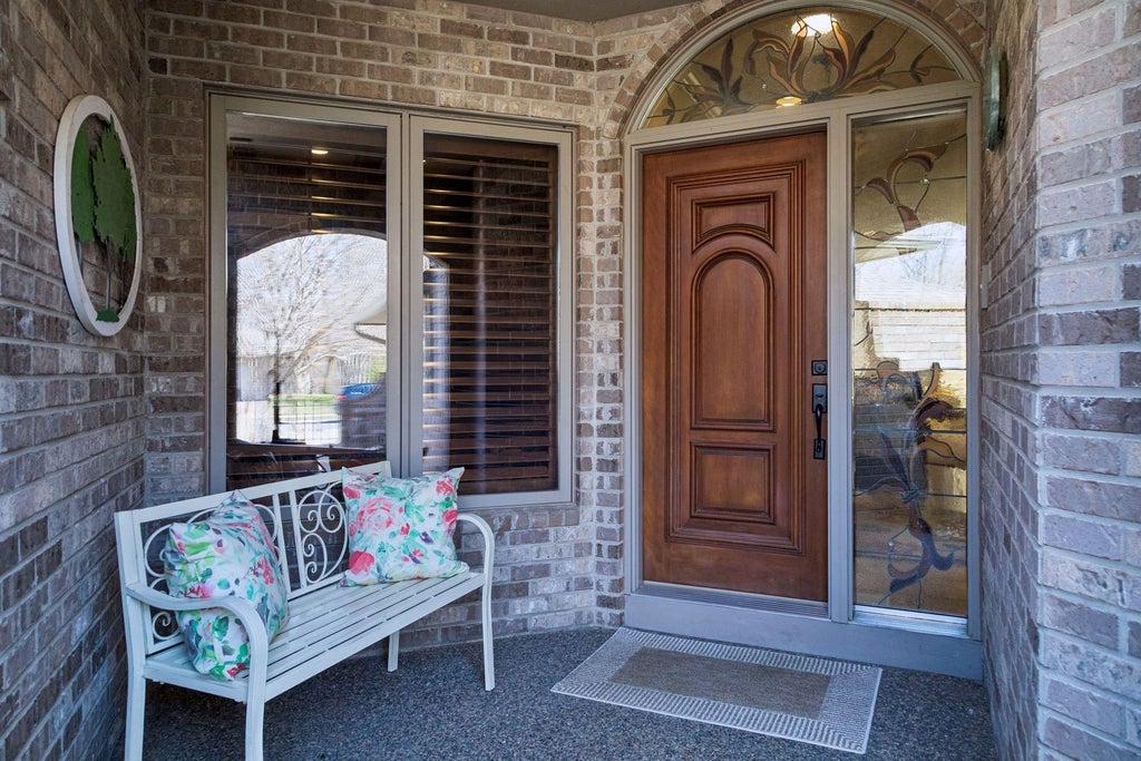 Photo of 17738 Landmark Court, Lakeville, MN 55044 (MLS # 7089037)