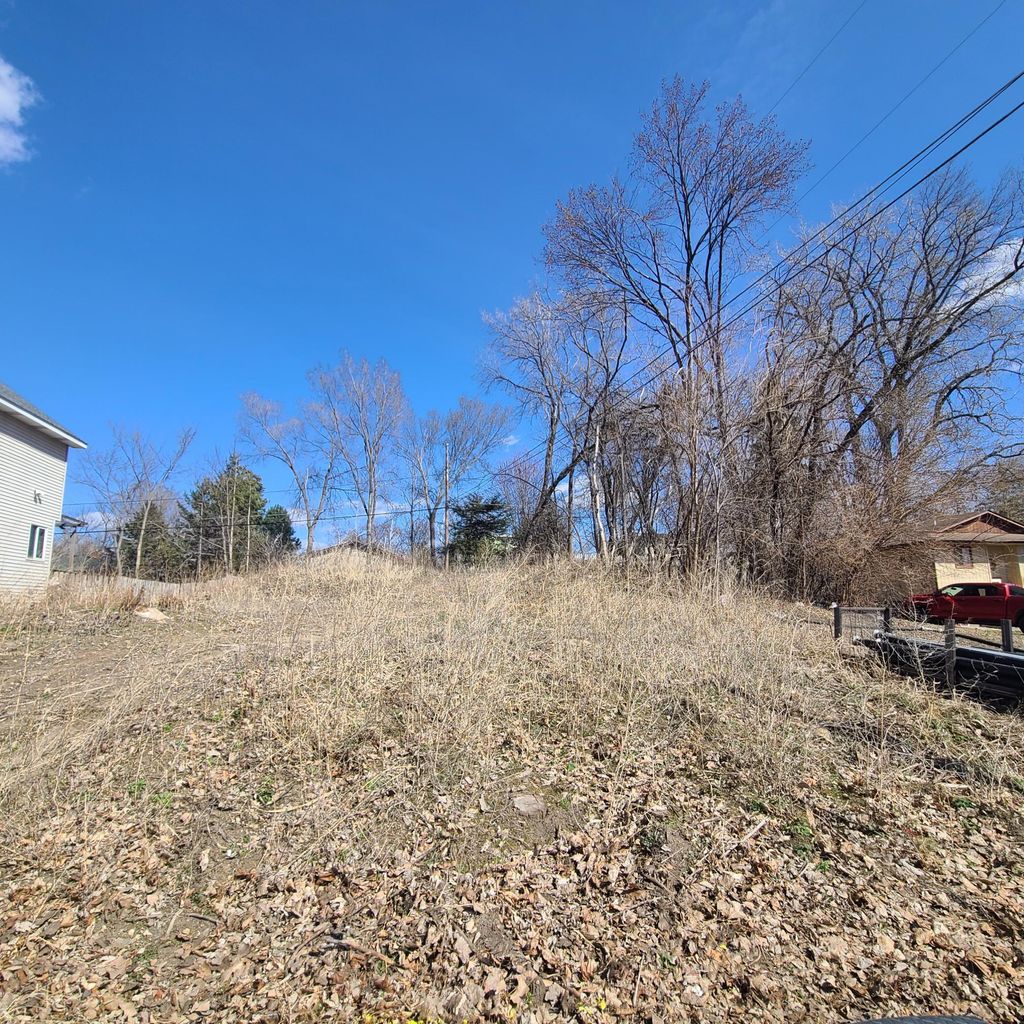 Photo of 1104 Mackubin Street, Saint Paul, MN 55117 (MLS # 7059254)