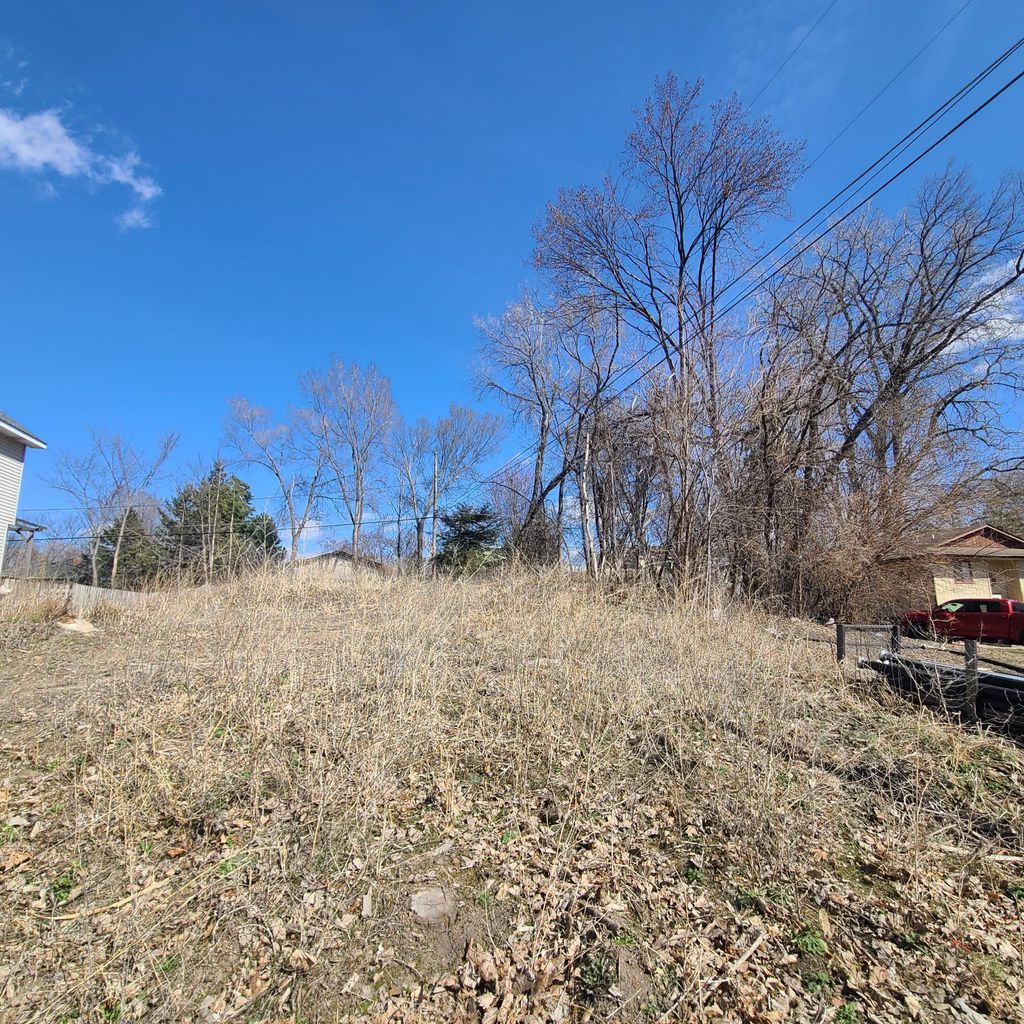 Photo of 1104 Mackubin Street, Saint Paul, MN 55117 (MLS # 7059254)