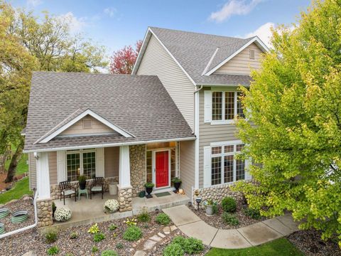 4725 138th Street W Apple Valley MN 55124