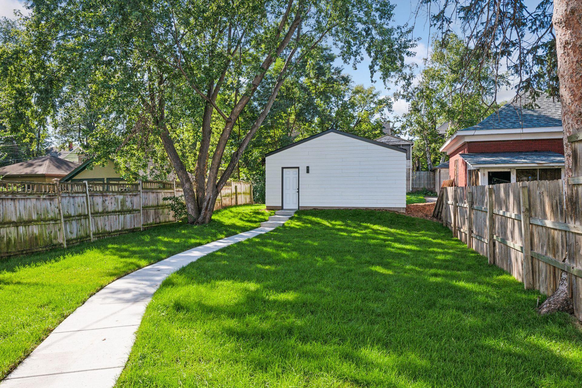 3428 Pillsbury Avenue S