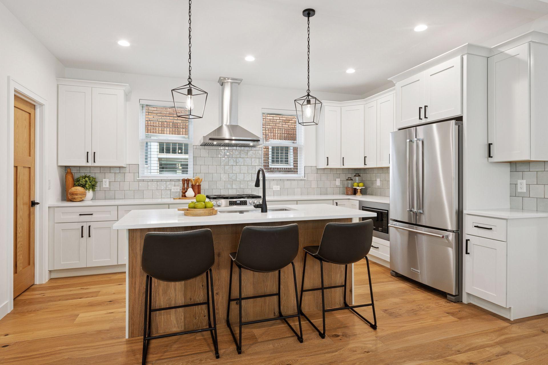 3428 Pillsbury Avenue S