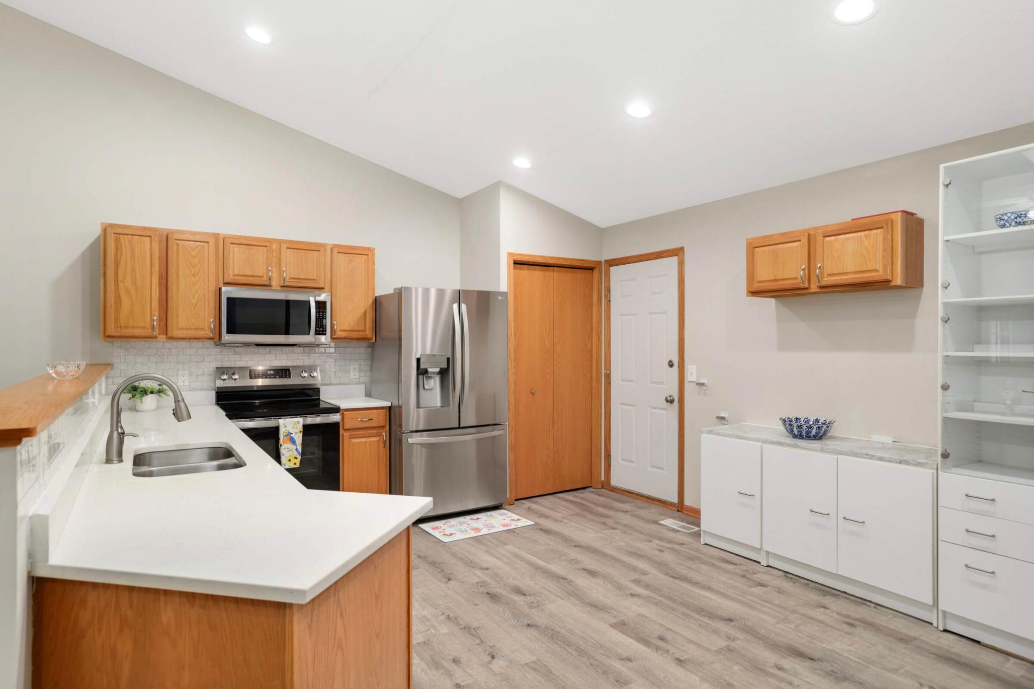 3424 Eagan Oaks Court