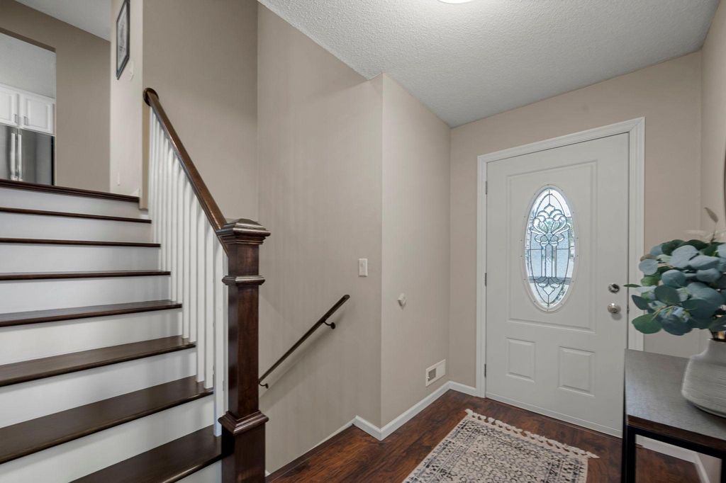 Photo of 10517 Aquila Avenue S, Bloomington, MN 55438 (MLS # 6696255)
