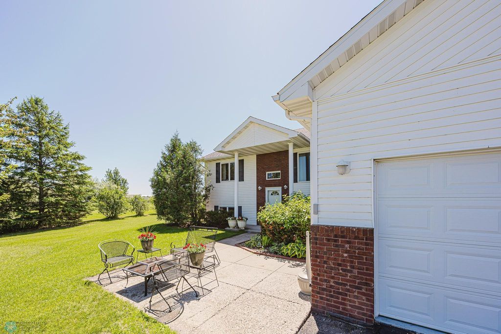 Photo of 17123 Lakeview Lane Lakeview Lane, Audubon, MN 56511 (MLS # 7017770)