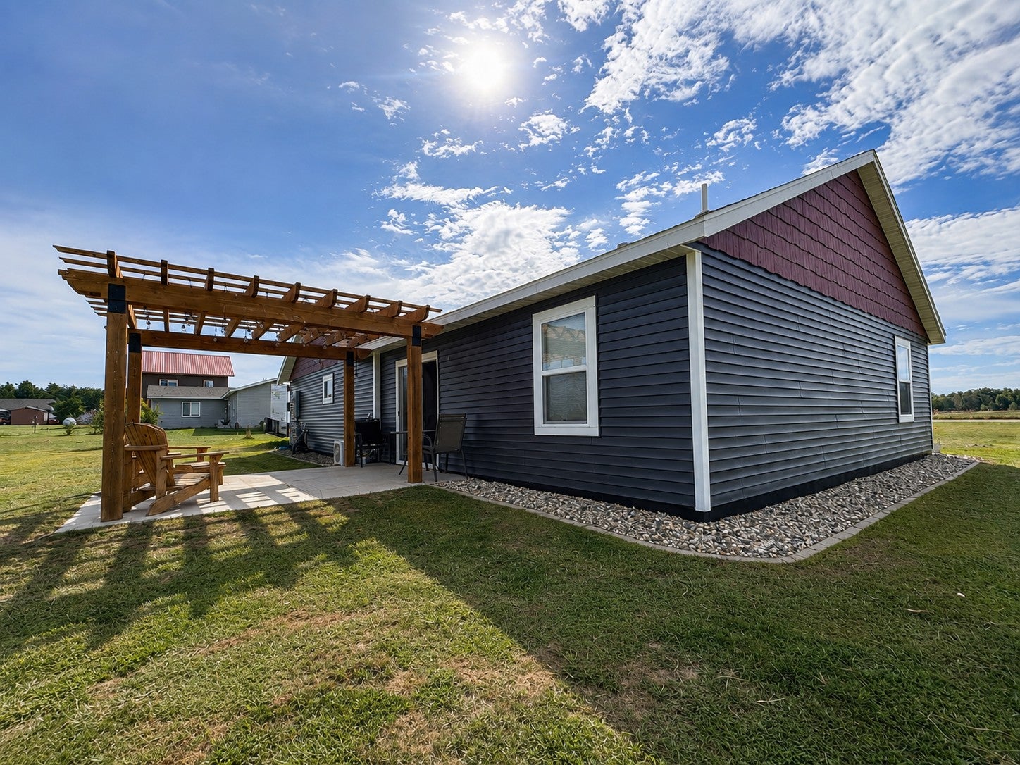 202 Cozy Oak Drive E