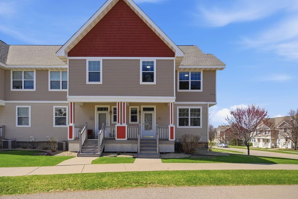 Photo of 25 Heritage Boulevard, Hudson, WI 54016 (MLS # 7046606)