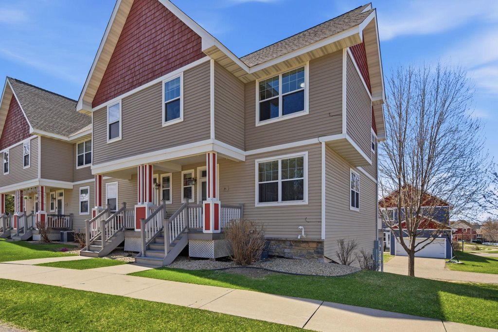 Photo of 25 Heritage Boulevard, Hudson, WI 54016 (MLS # 7046606)