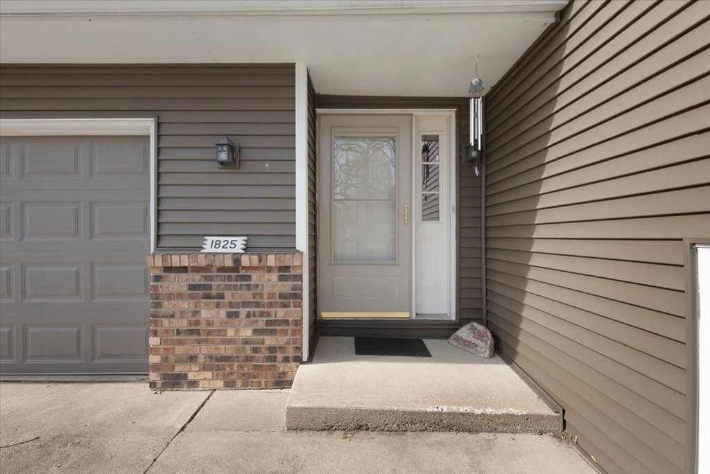 Photo of 1825 203rd Avenue NW, Oak Grove, MN 55011 (MLS # 7068250)