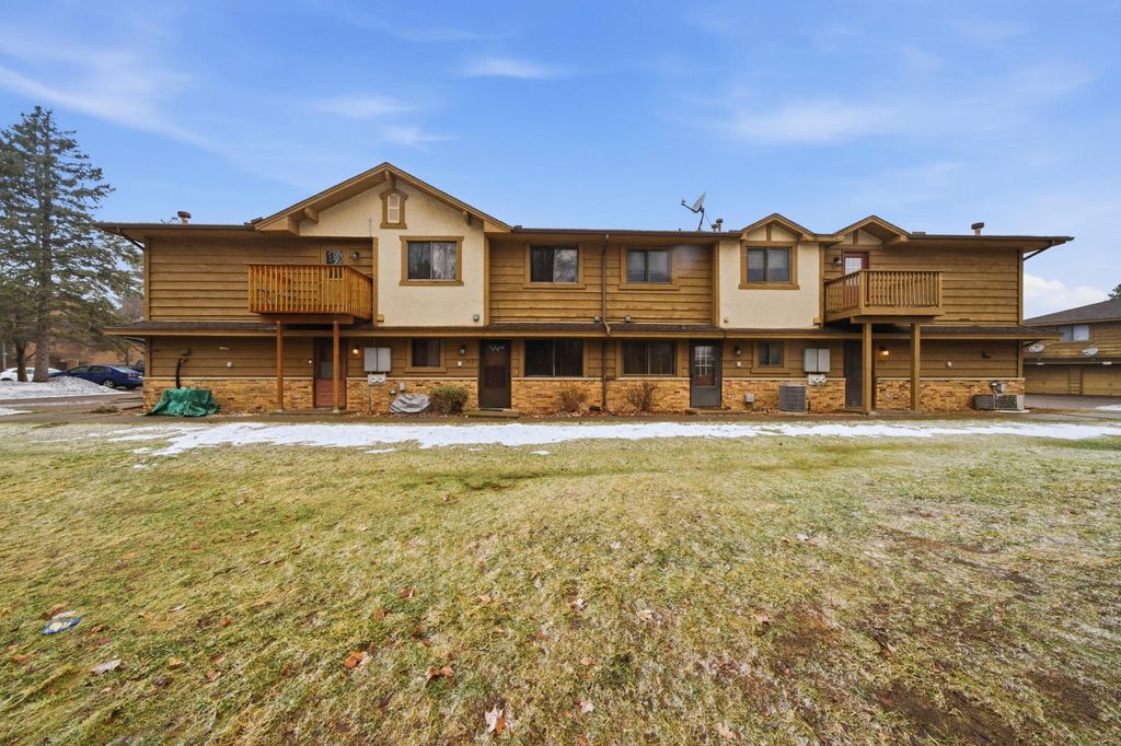 Photo of 6129 78th Avenue N, Brooklyn Park, MN 55443 (MLS # 7020269)