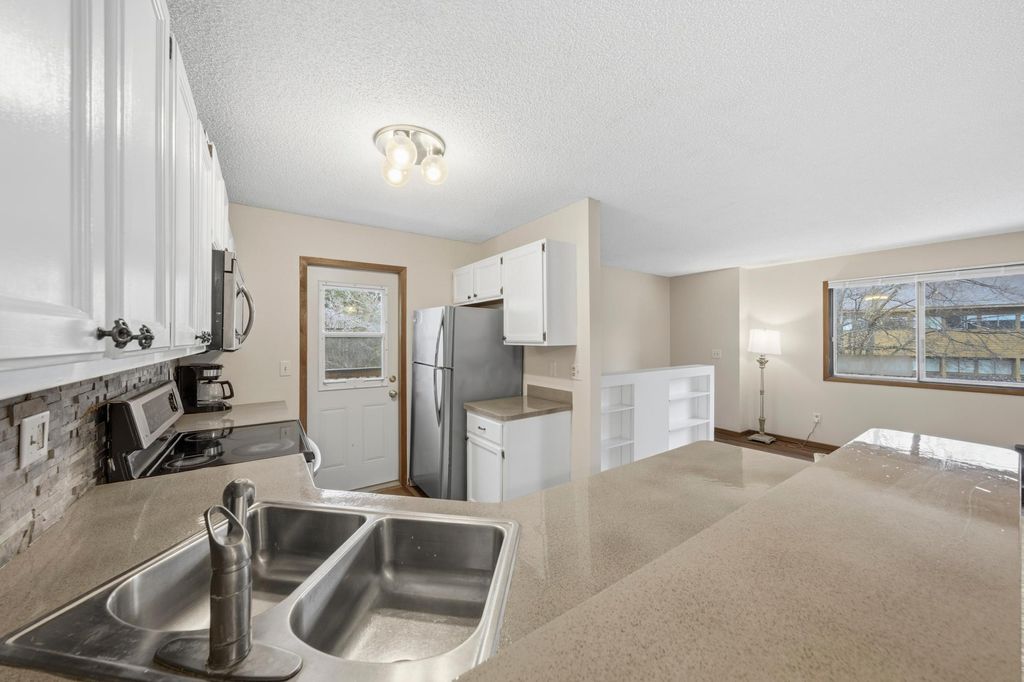 Photo of 6129 78th Avenue N, Brooklyn Park, MN 55443 (MLS # 7020269)