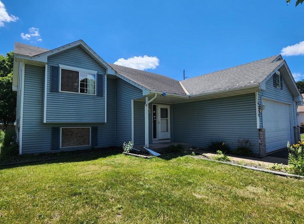 Photo of 6259 Forest Boulevard Trail, Wyoming, MN 55092 (MLS # 7131180)