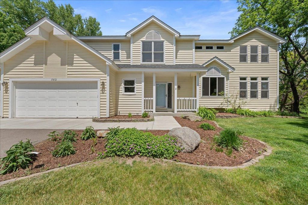Photo of 17672 Kettering Trail, Lakeville, MN 55044 (MLS # 7083136)
