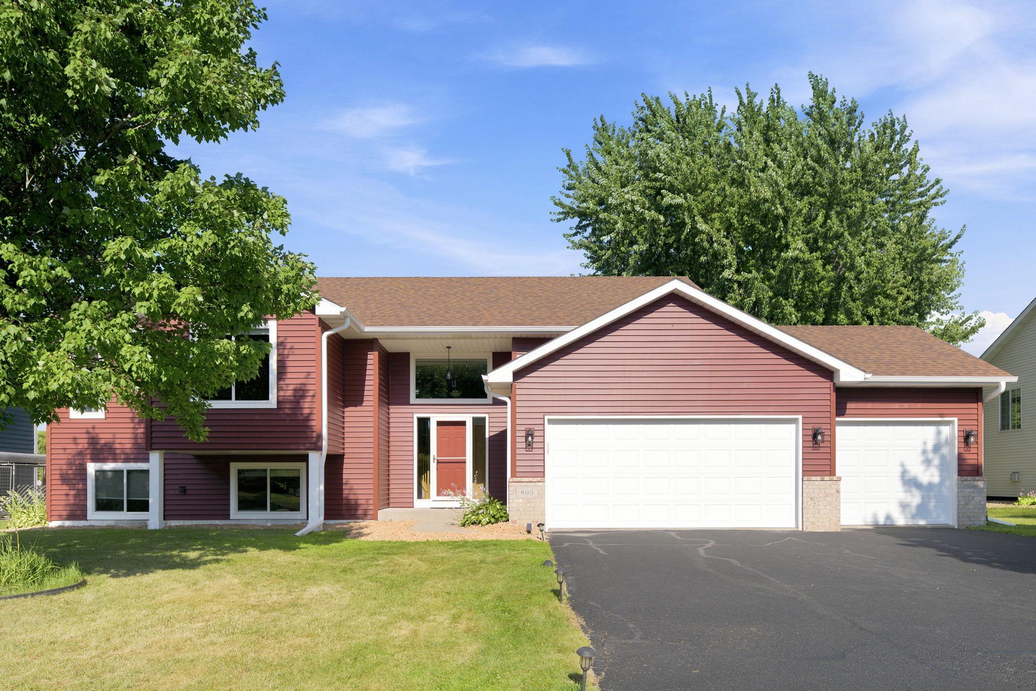 805 Daniel Drive - Photo 2