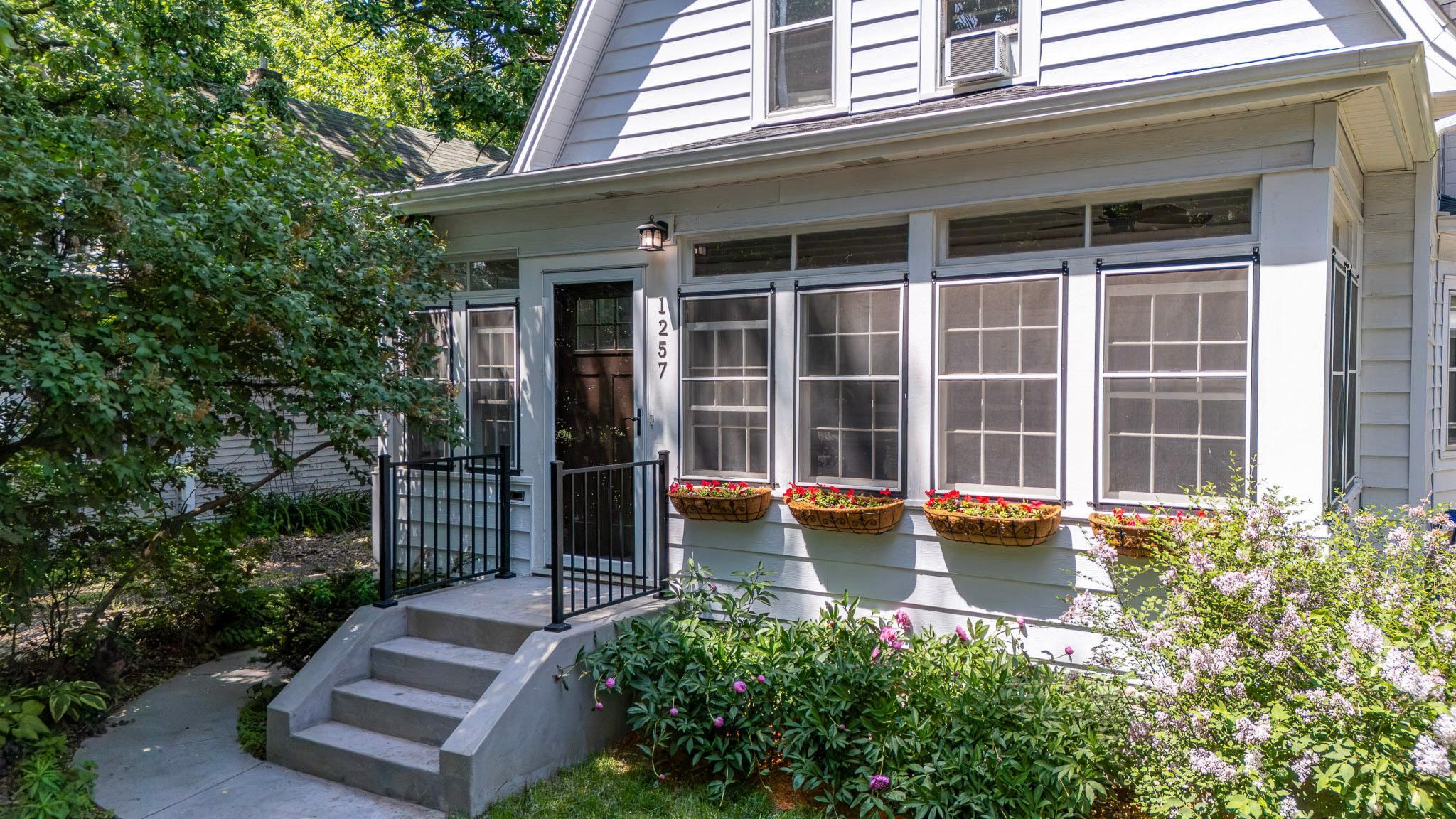 1257 Selby Avenue