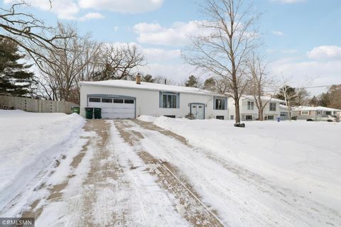 12832 Lincoln Street NE Blaine MN 55434