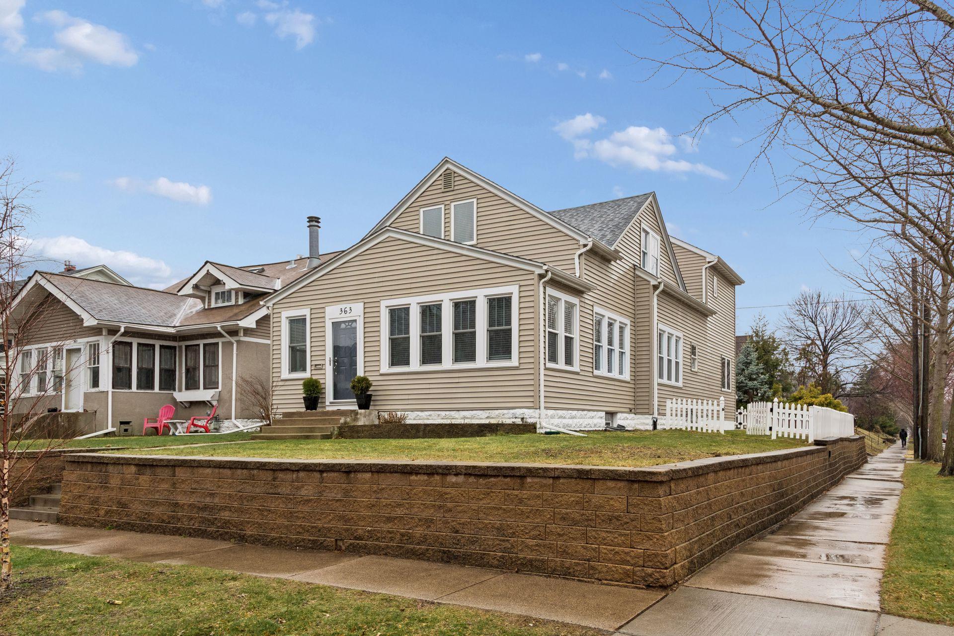 363 Macalester Street