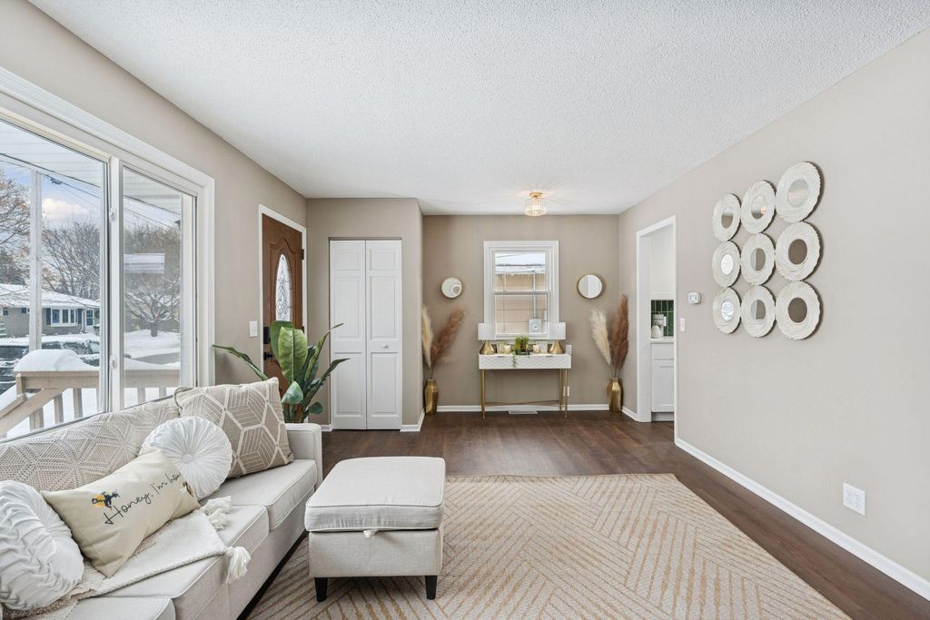 Photo of 4949 Welcome Avenue N, Crystal, MN 55429 (MLS # 6826320)