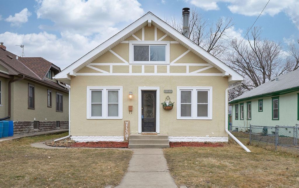 Photo of 3841 Aldrich Avenue N, Minneapolis, MN 55412 (MLS # 7015671)
