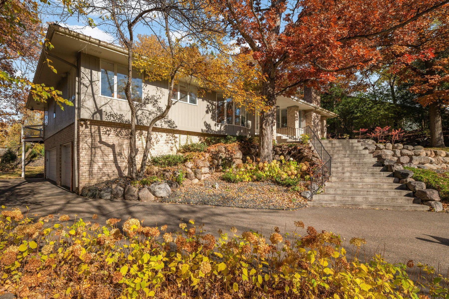 6212 Saint Albans Circle