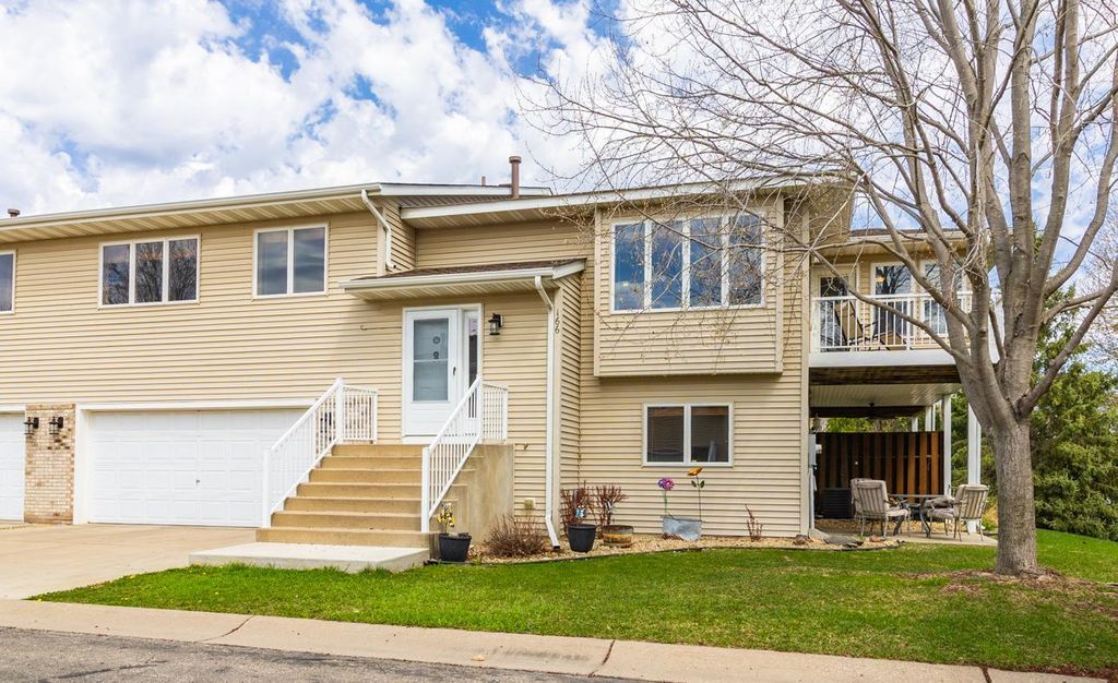 Photo of 166 Sieben Crest Lane, Hastings, MN 55033 (MLS # 7012315)