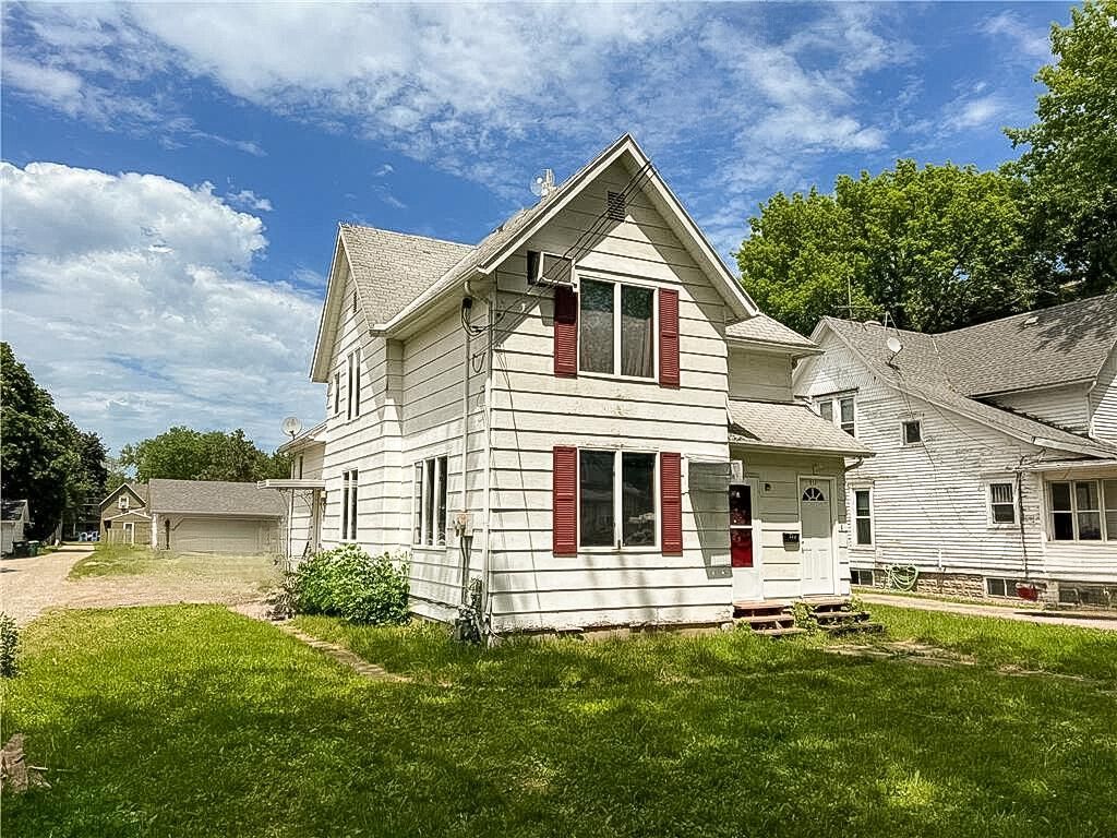 Photo of 509 4th Street, Albert Lea, MN 56007 (MLS # 7004302)