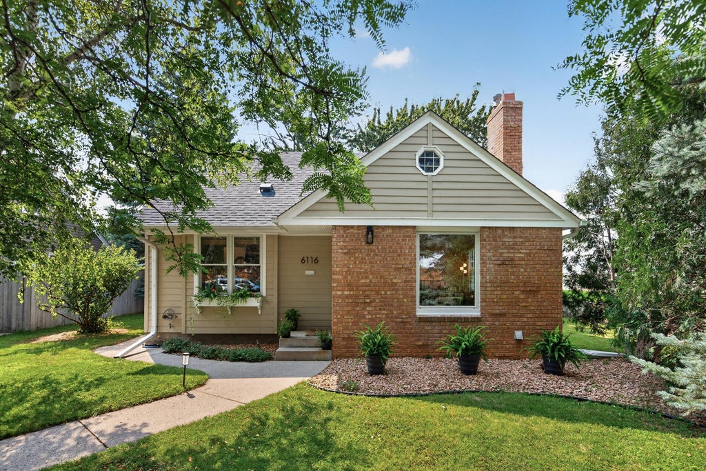 Photo of 6116 Queen Avenue S, Minneapolis, MN 55410 (MLS # 7104470)