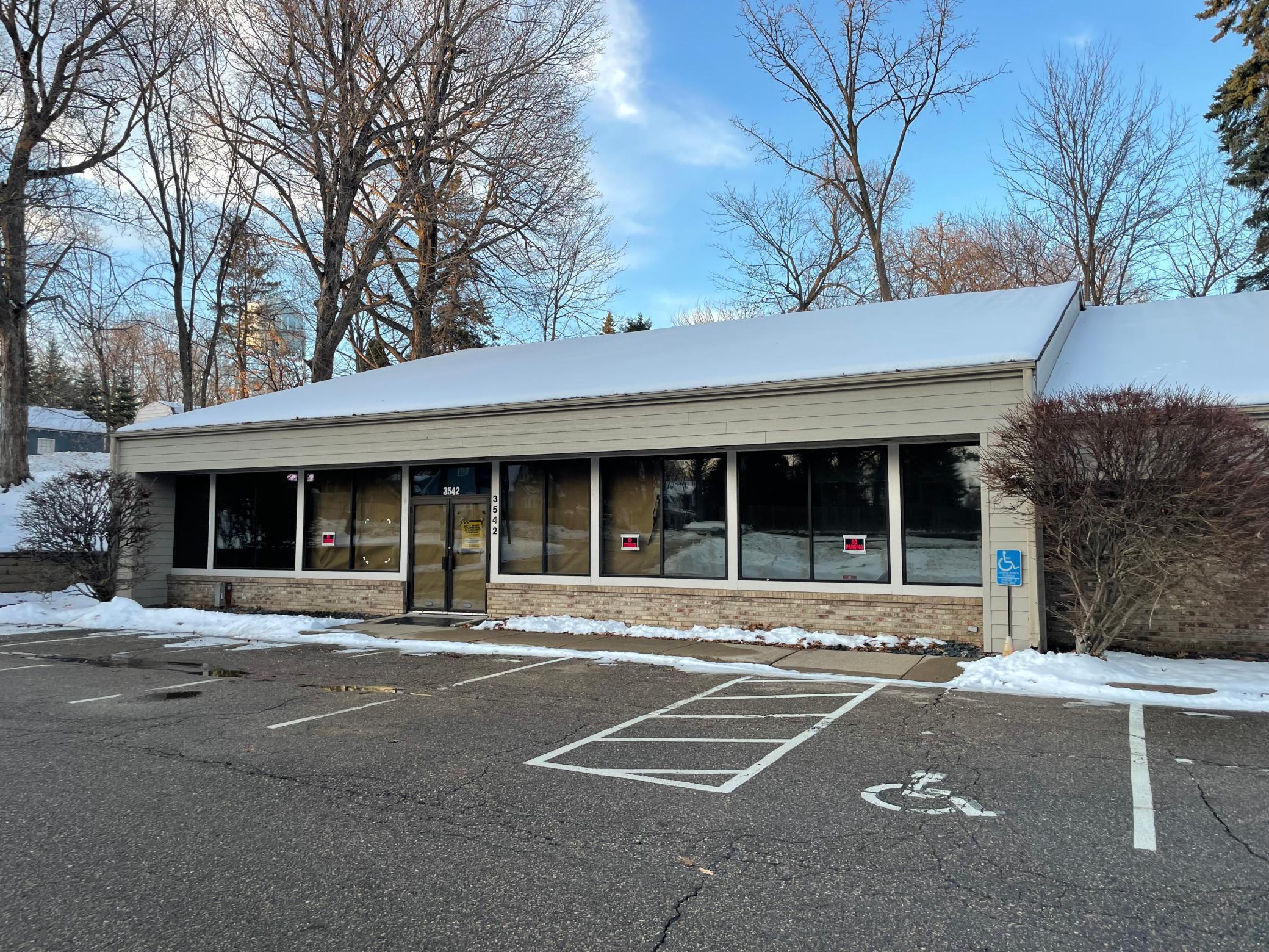 3542 Shoreline Drive