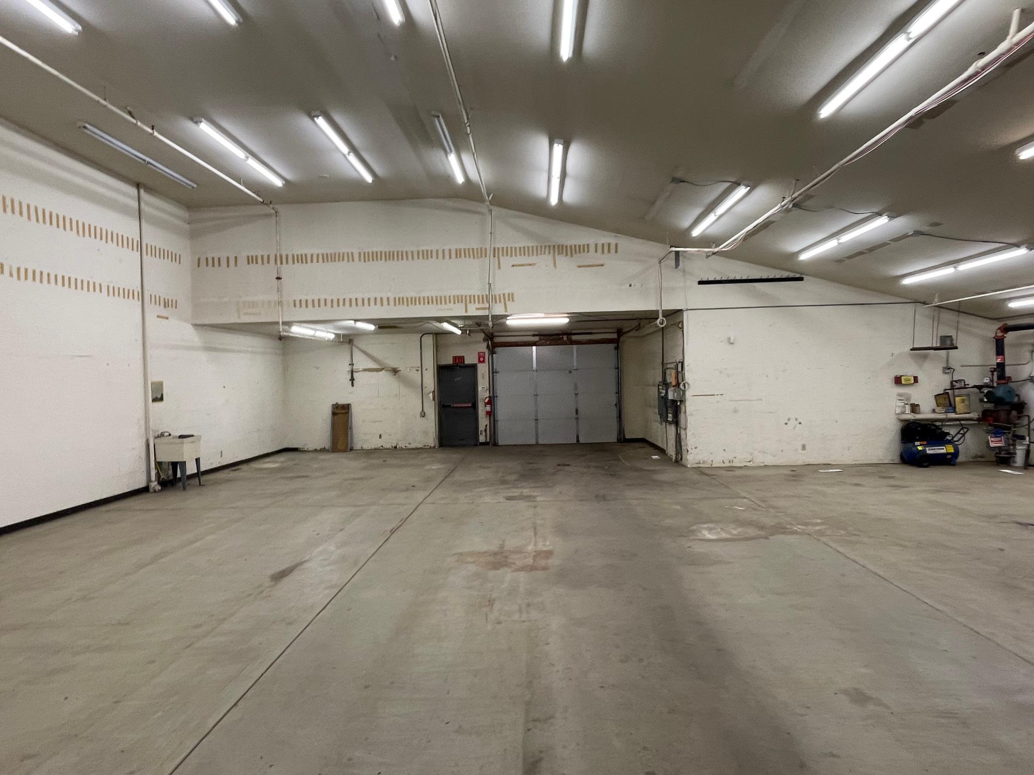 3542 Shoreline Drive