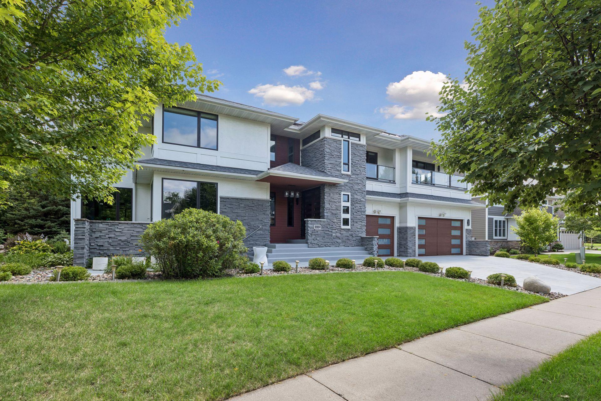 10964 Bentwater Lane