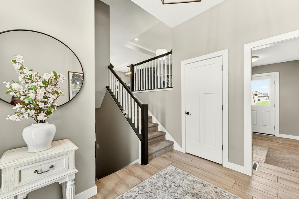 Photo of 5443 Ridgeview Drive NW, Rochester, MN 55901 (MLS # 7068725)